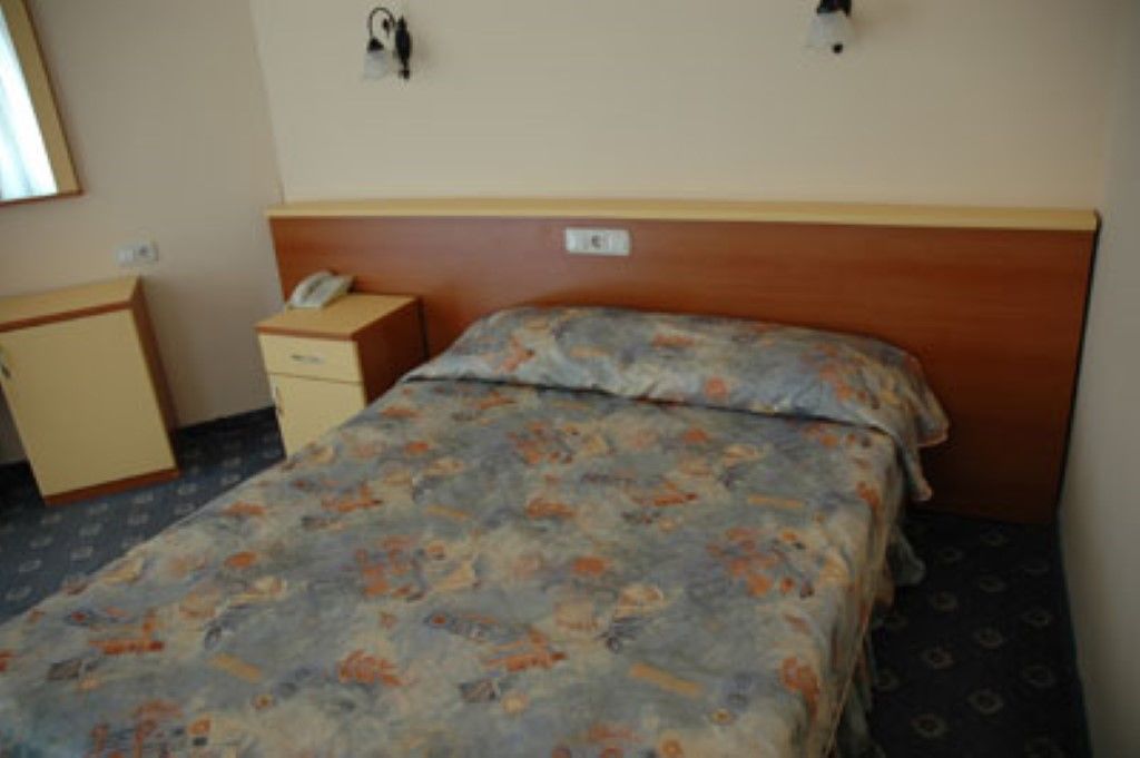 Kervan Hotel อิสตันบูล ภายนอก รูปภาพ