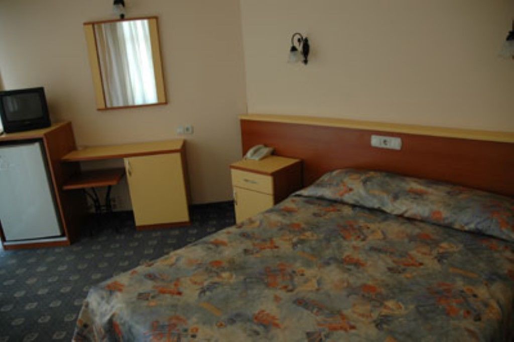 Kervan Hotel อิสตันบูล ภายนอก รูปภาพ